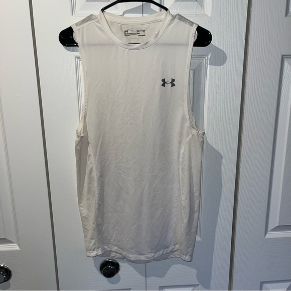 Under Armour Other - Under Armour Size SM Heatgear Sonic Fitted Tank